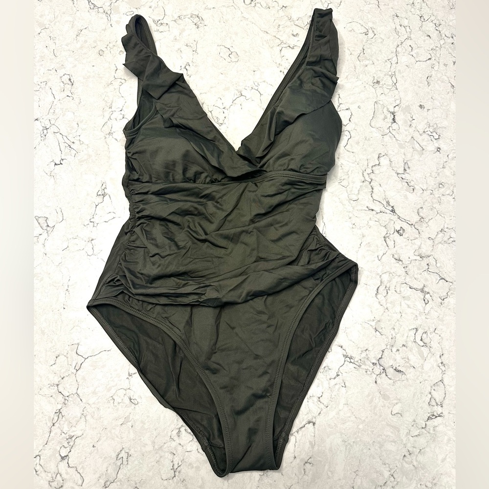 Ralph Lauren Women's Size 6 Green Ruffle Tummy Control Swim One-Piece Swimsuit